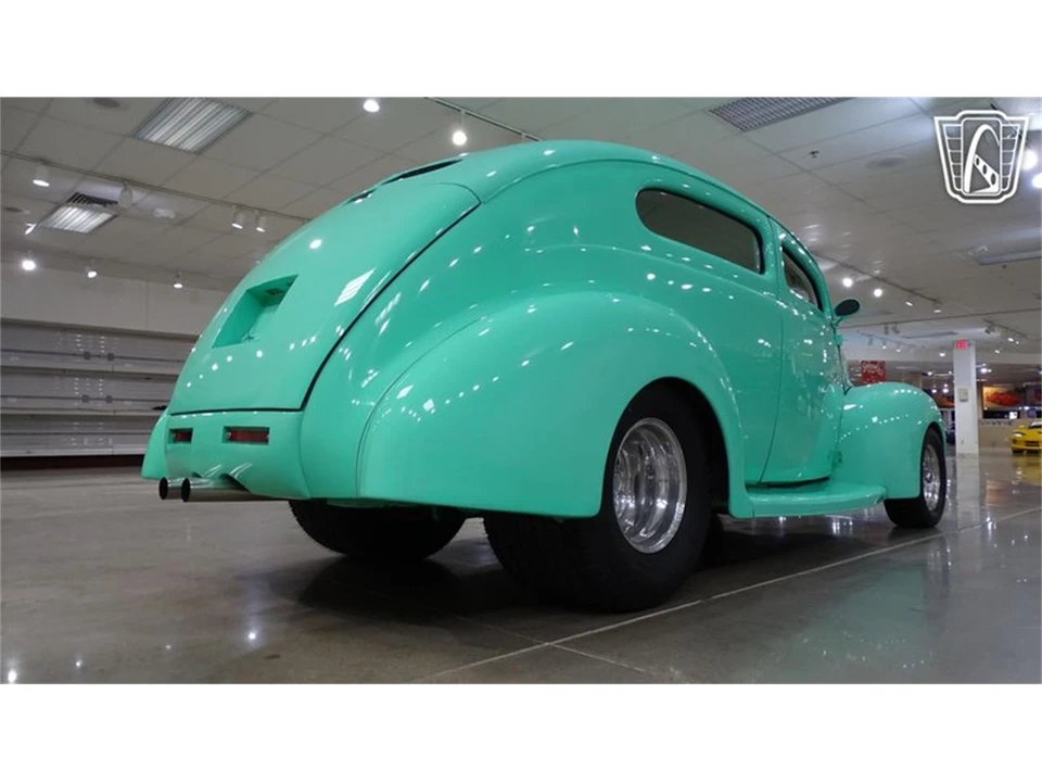 1939 Ford Standard & Deluxe & Super Deluxe - Image 16 of 31