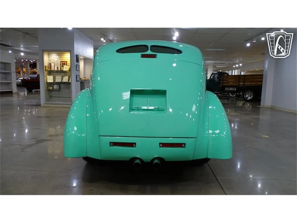 1939 Ford Standard & Deluxe & Super Deluxe - Image 12 of 31