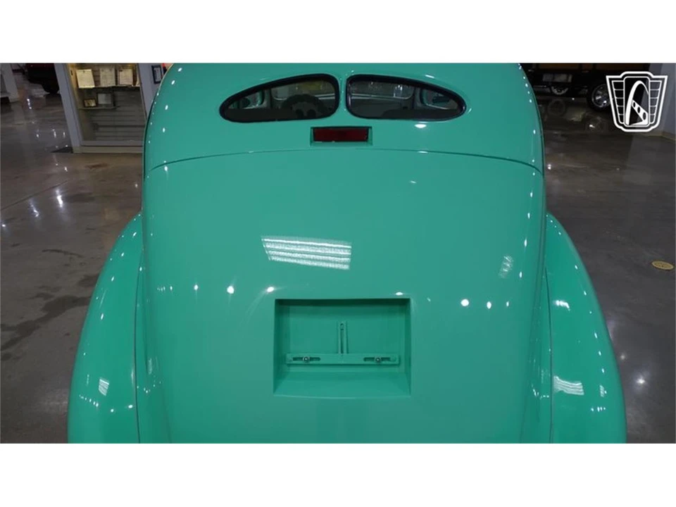 1939 Ford Standard & Deluxe & Super Deluxe - Image 27 of 31