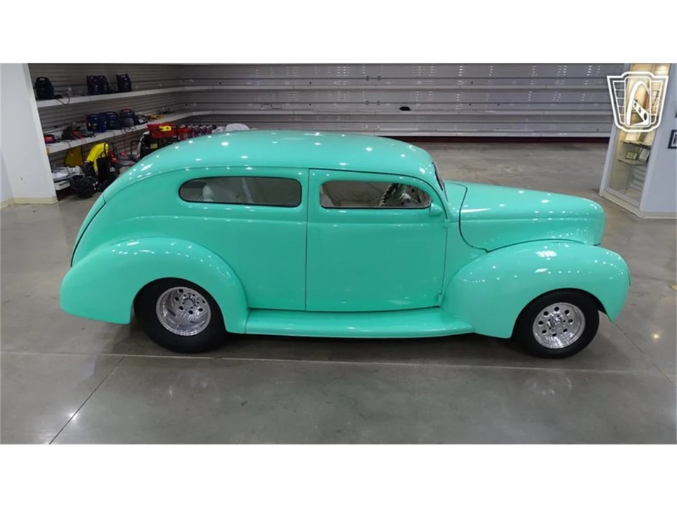 1939 Ford Standard & Deluxe & Super Deluxe - Image 17 of 31