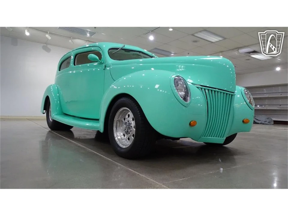 1939 Ford Standard & Deluxe & Super Deluxe - Image 22 of 31