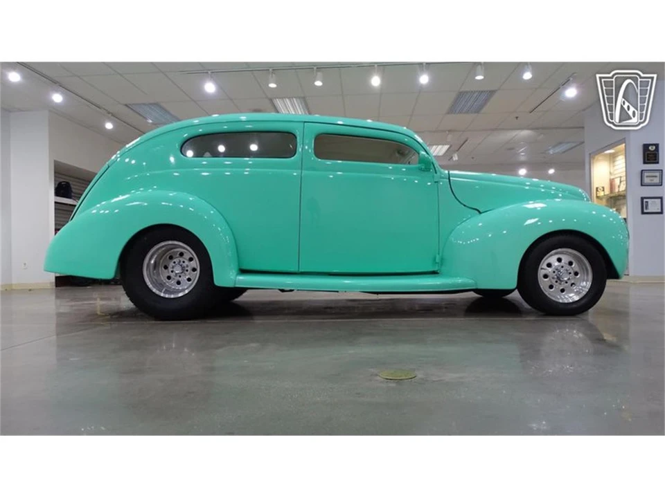 1939 Ford Standard & Deluxe & Super Deluxe - Image 19 of 31