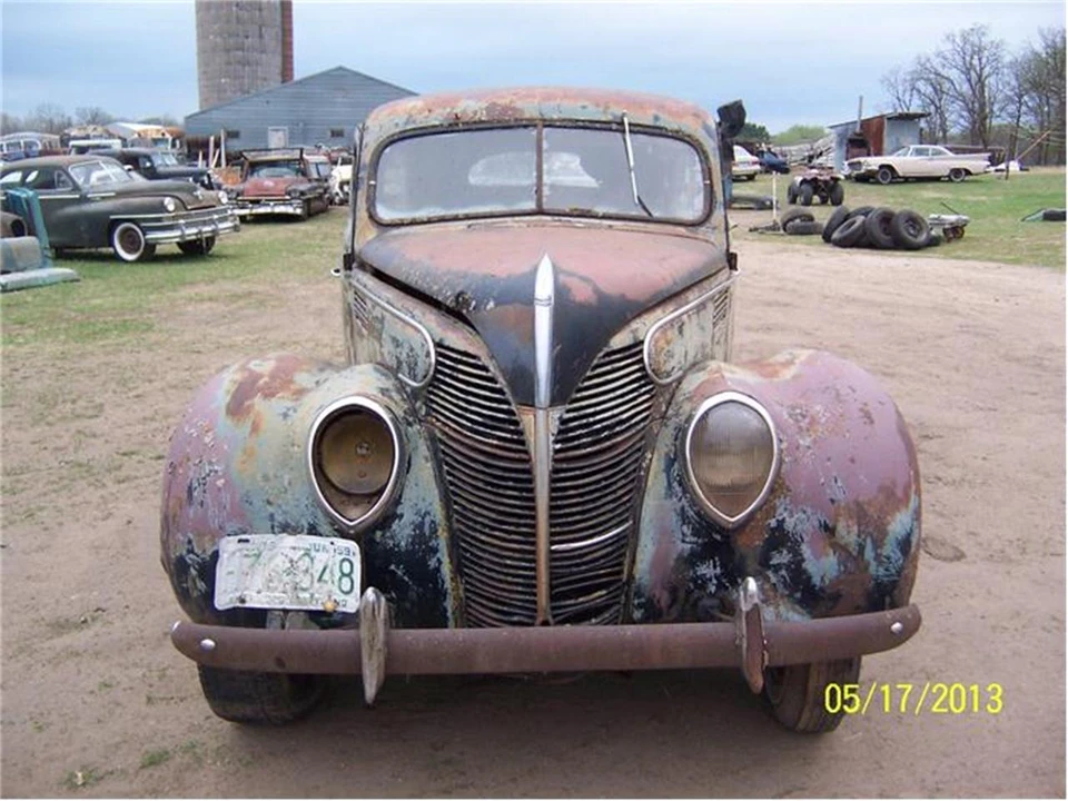 1939 Ford Standard & Deluxe & Super Deluxe - Image 12 of 12