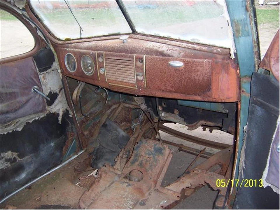 1939 Ford Standard & Deluxe & Super Deluxe - Image 6 of 12