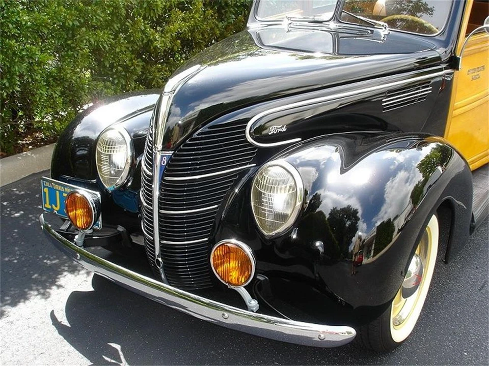 1939 Ford Standard & Deluxe & Super Deluxe - Image 4 of 9