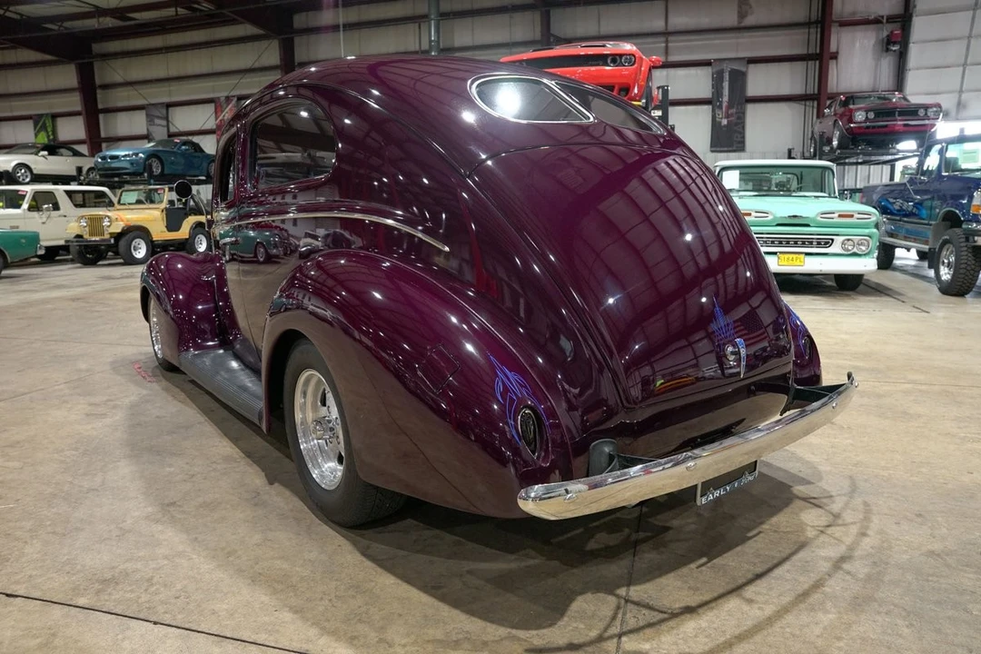 1939 Ford Standard & Deluxe & Super Deluxe - Image 6 of 31