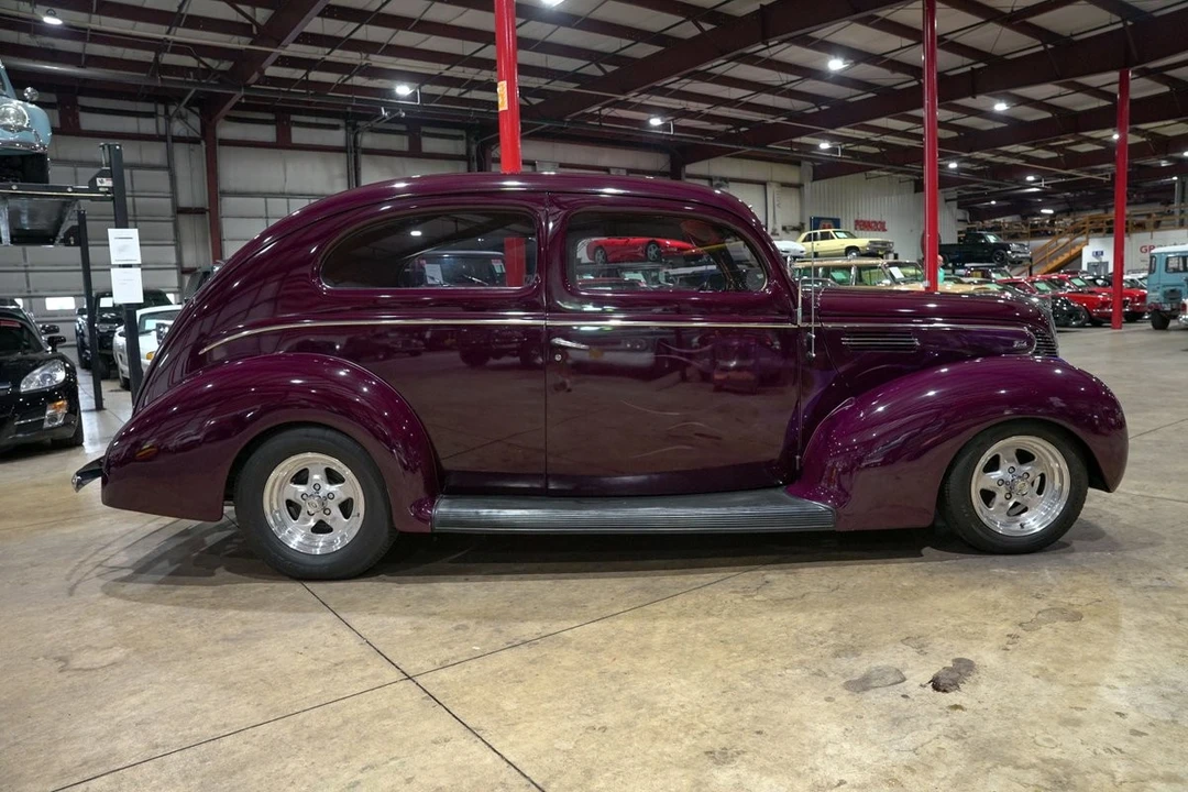 1939 Ford Standard & Deluxe & Super Deluxe - Image 10 of 31