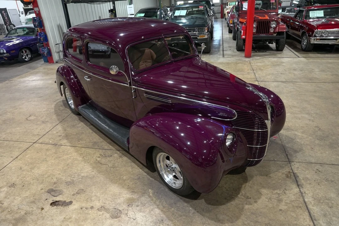 1939 Ford Standard & Deluxe & Super Deluxe - Image 14 of 31