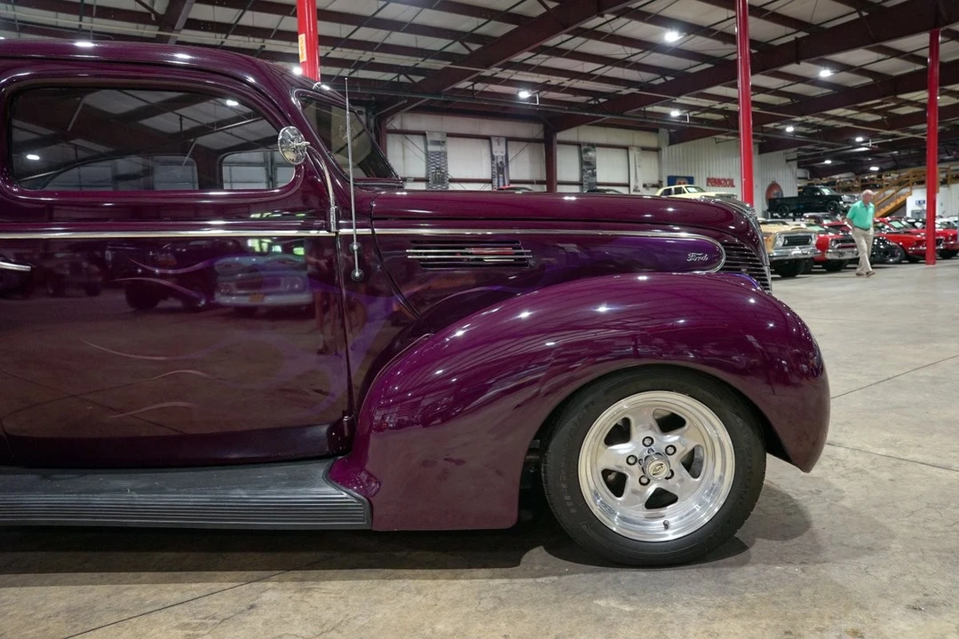 1939 Ford Standard & Deluxe & Super Deluxe - Image 11 of 31