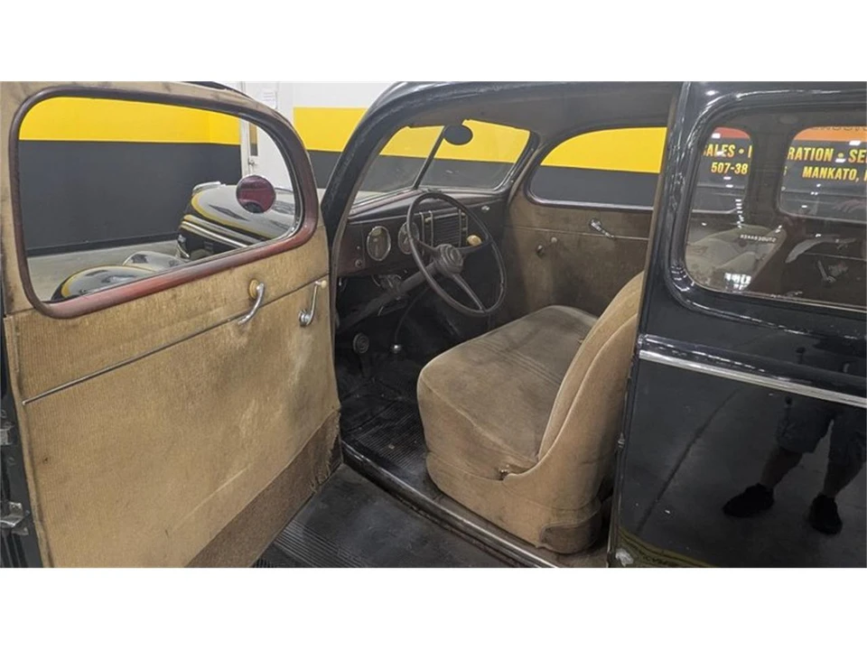 1939 Ford Standard & Deluxe & Super Deluxe - Image 7 of 9