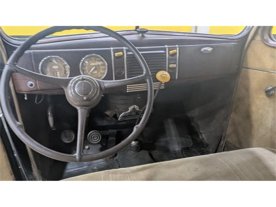 1939 Ford Standard & Deluxe & Super Deluxe - Image 8 of 9