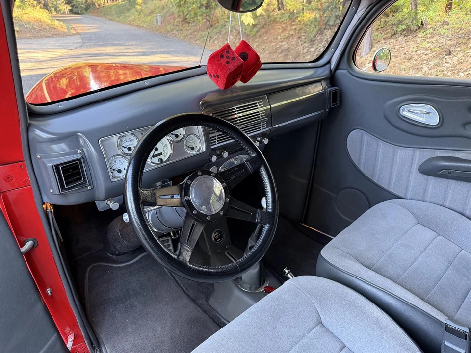 1939 Ford Standard & Deluxe & Super Deluxe - Image 11 of 30