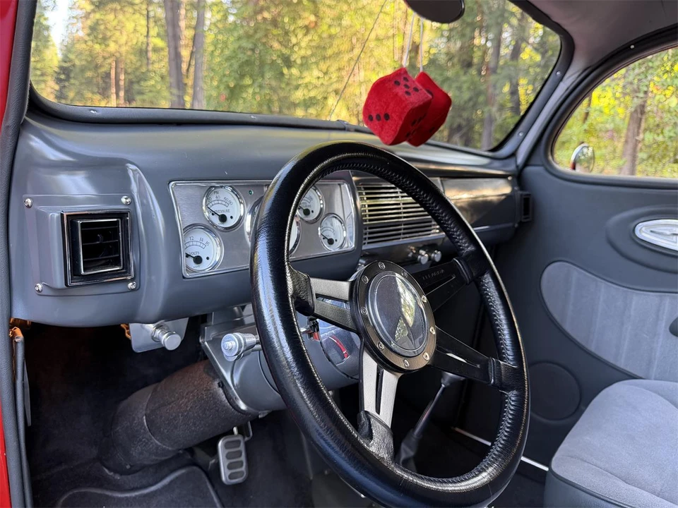 1939 Ford Standard & Deluxe & Super Deluxe - Image 15 of 30