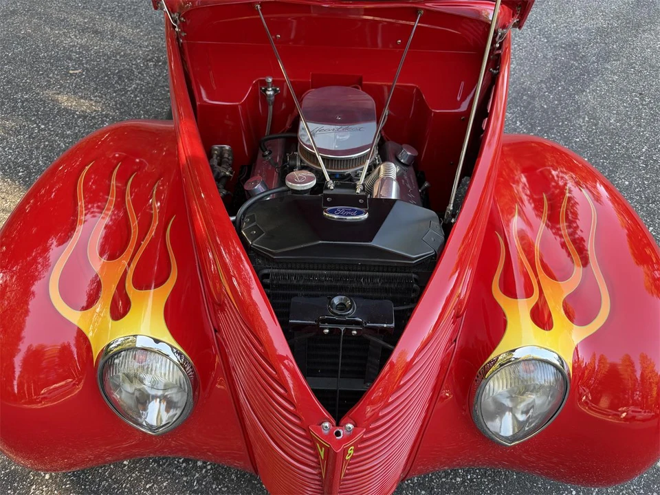 1939 Ford Standard & Deluxe & Super Deluxe - Image 17 of 30