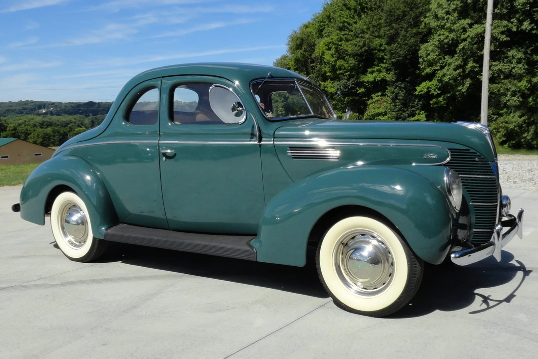 1939 Ford Standard & Deluxe & Super Deluxe - Image 8 of 31