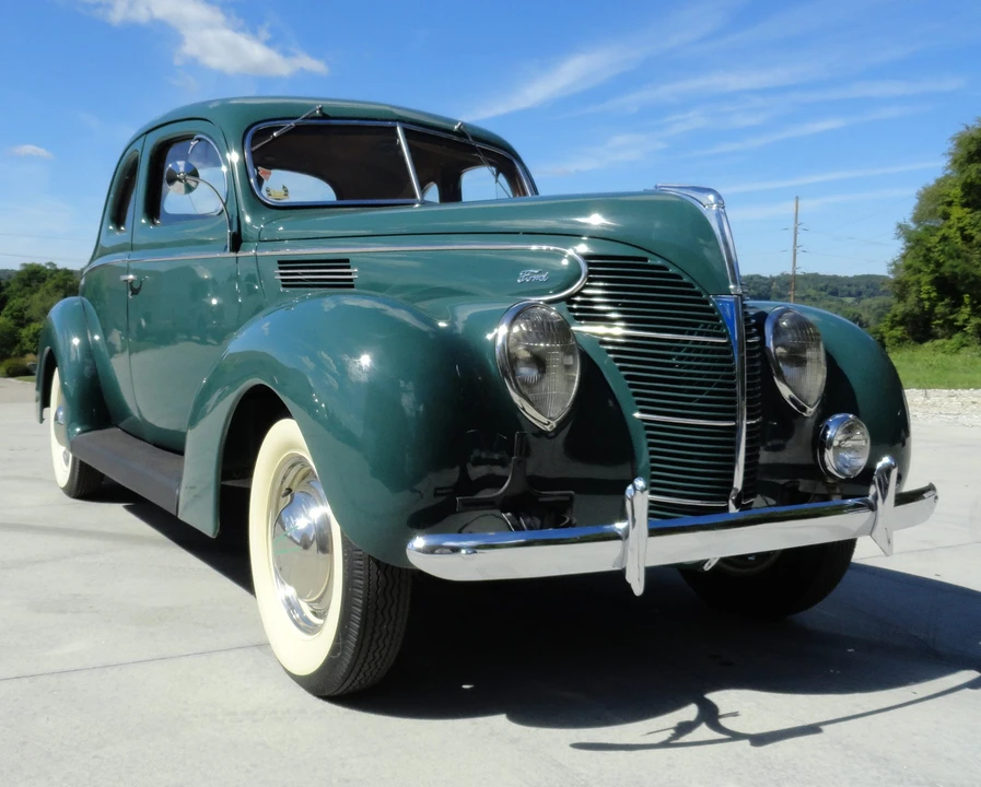 1939 Ford Standard & Deluxe & Super Deluxe - Image 6 of 31