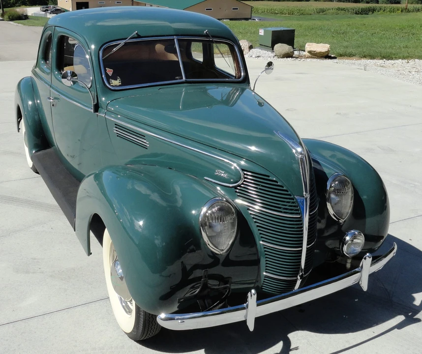 1939 Ford Standard & Deluxe & Super Deluxe - Image 7 of 31