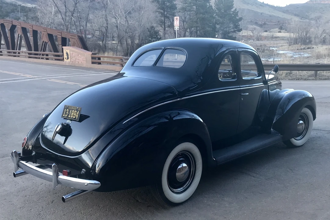 1939 Ford Standard & Deluxe & Super Deluxe - Image 9 of 31