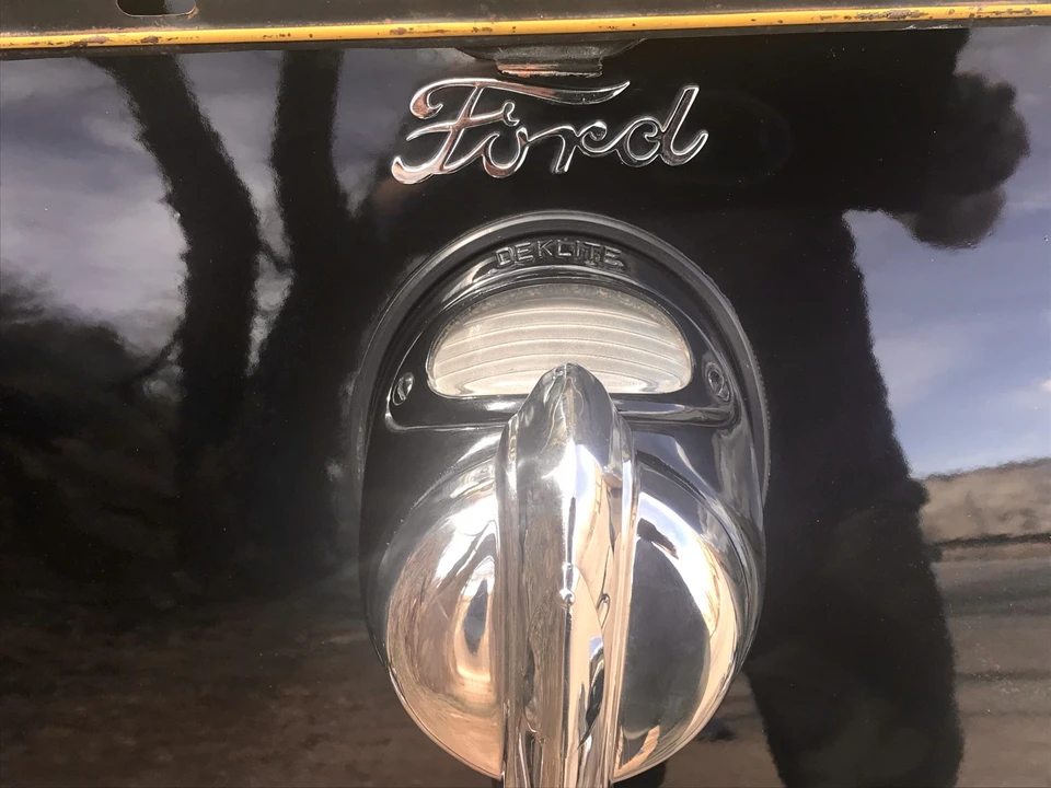 1939 Ford Standard & Deluxe & Super Deluxe - Image 16 of 31