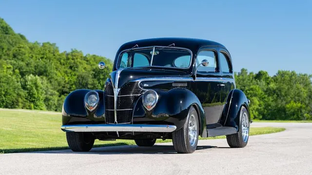 1939 Ford Standard Tudor Sedan