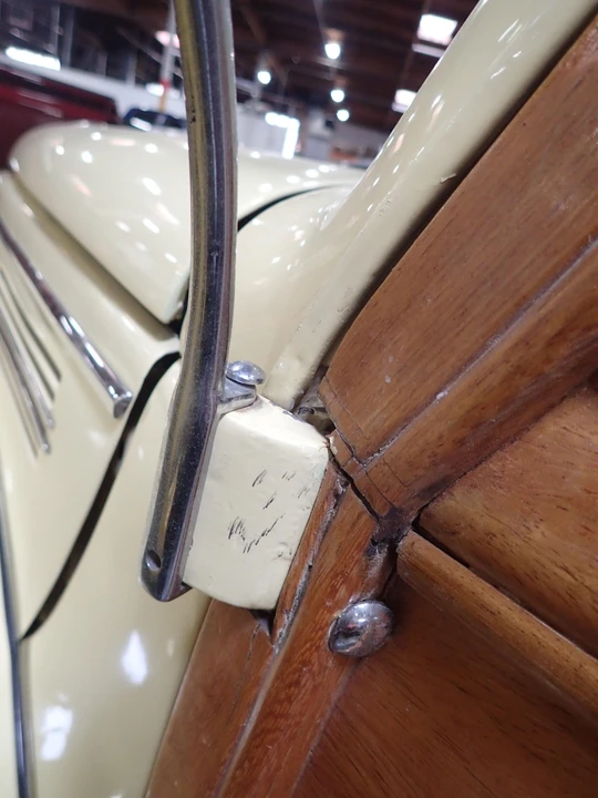 1939 Ford Standard & Deluxe & Super Deluxe - Image 29 of 31