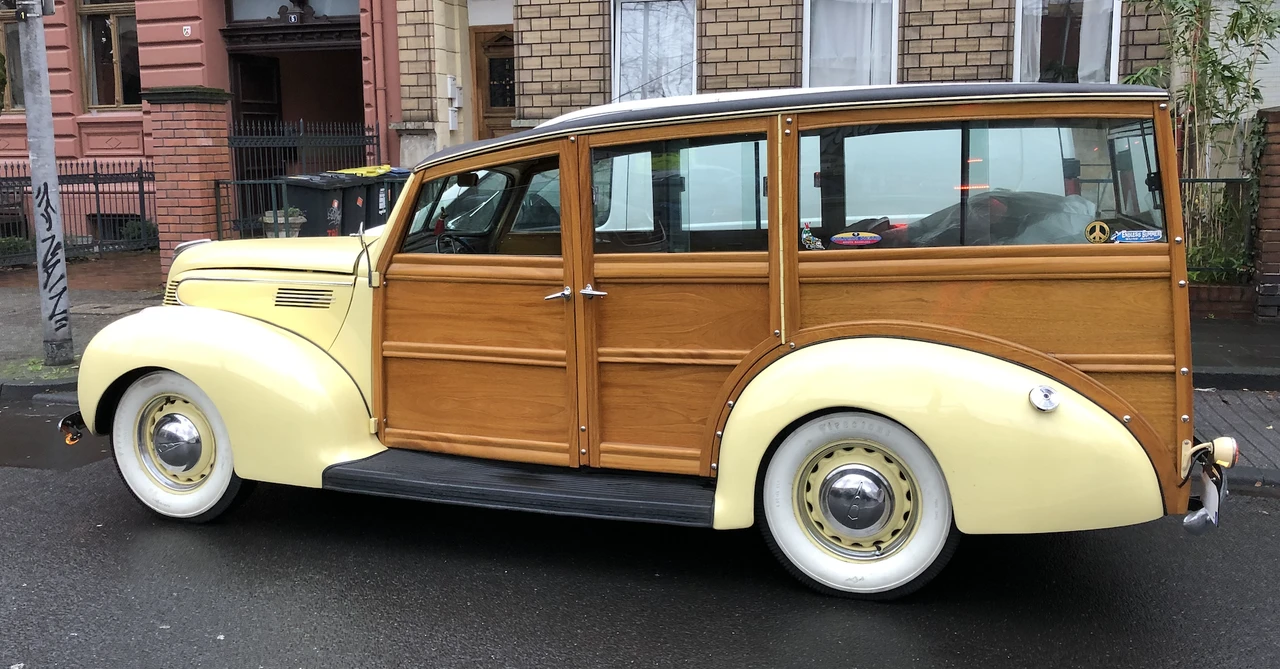 1939 Ford Standard & Deluxe & Super Deluxe - Image 21 of 31