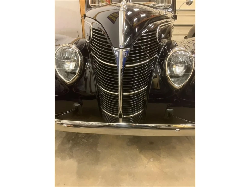 1939 Ford Standard & Deluxe & Super Deluxe - Image 27 of 31