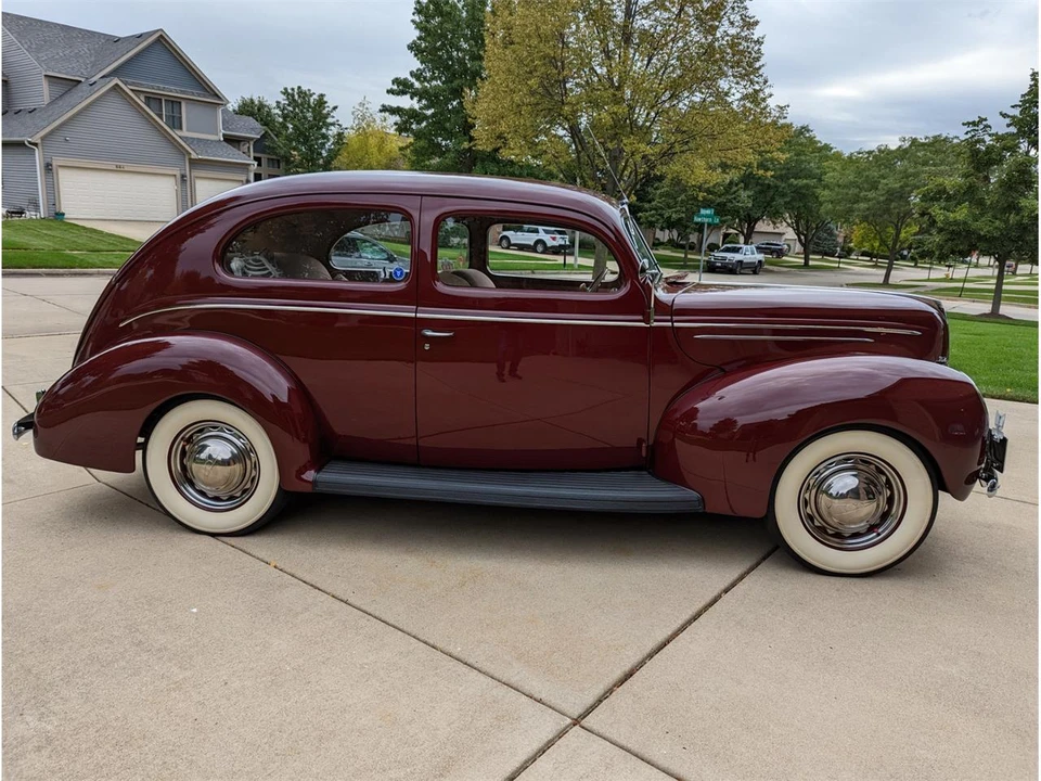 1939 Ford Standard & Deluxe & Super Deluxe - Image 3 of 31