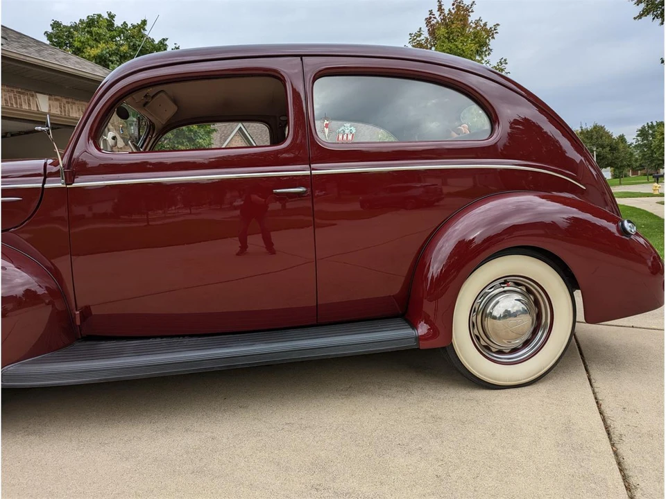 1939 Ford Standard & Deluxe & Super Deluxe - Image 7 of 31