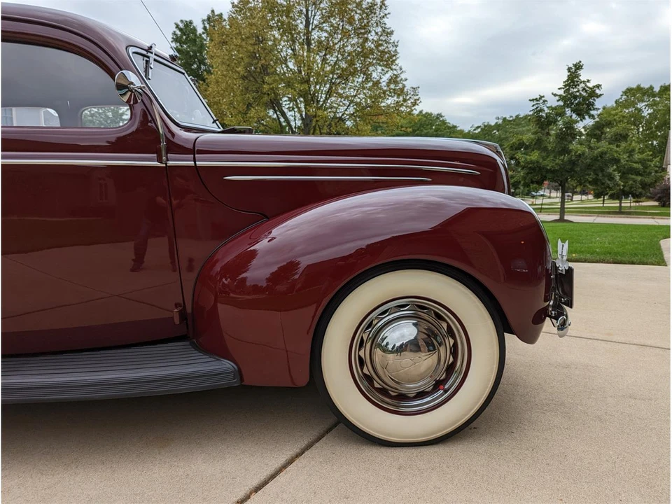 1939 Ford Standard & Deluxe & Super Deluxe - Image 10 of 31