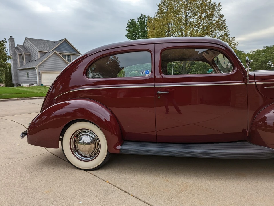 1939 Ford Standard & Deluxe & Super Deluxe - Image 17 of 31