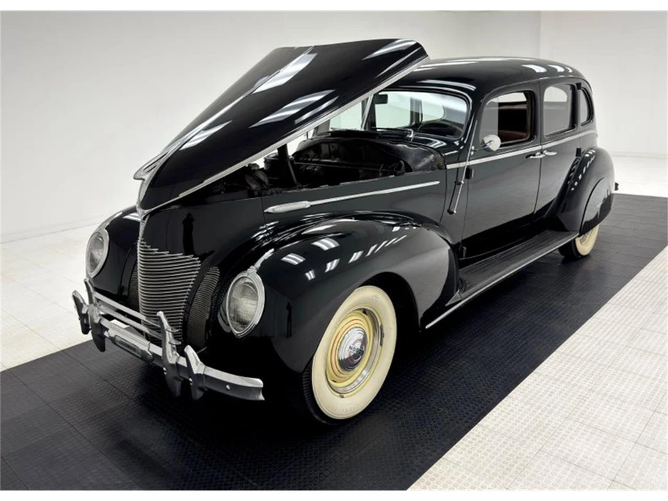 1939 Hudson Super Six - Image 2 of 31
