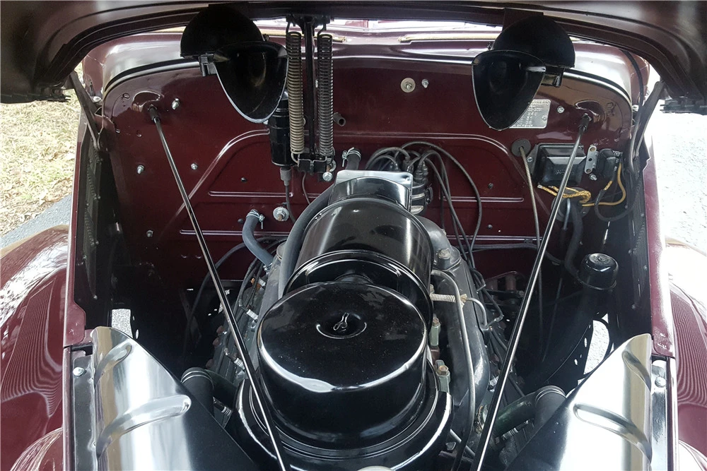 1939 LaSalle Series 50 - Image 3 of 8