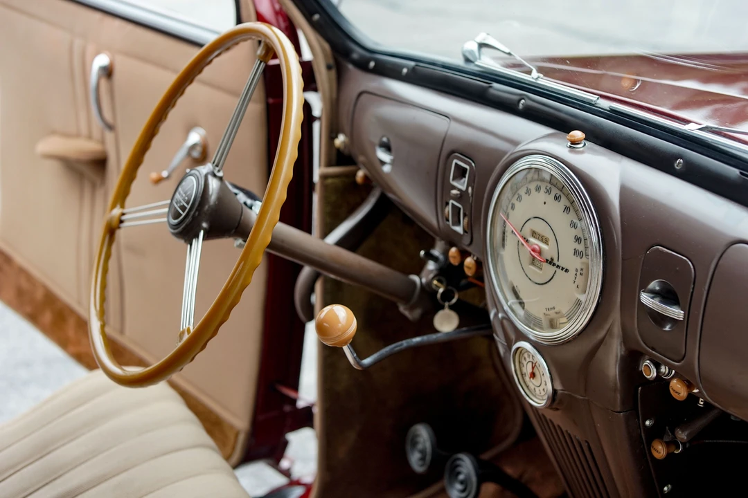 1939 Lincoln Zephyr - Image 17 of 31