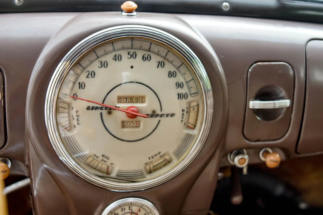 1939 Lincoln Zephyr - Image 26 of 31