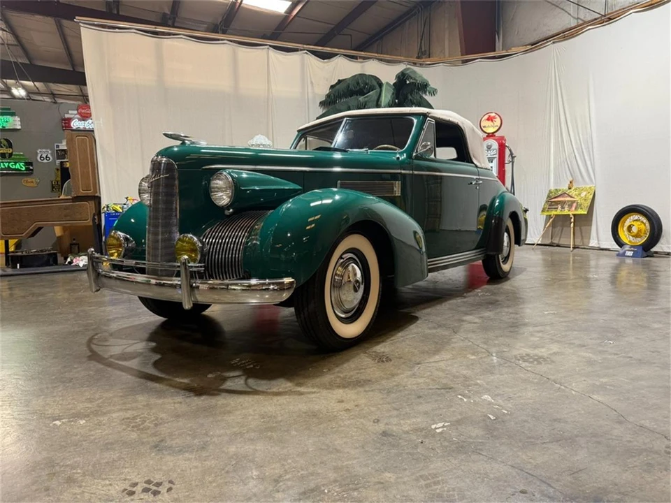 1939 LaSalle Series 50 - Image 24 of 31