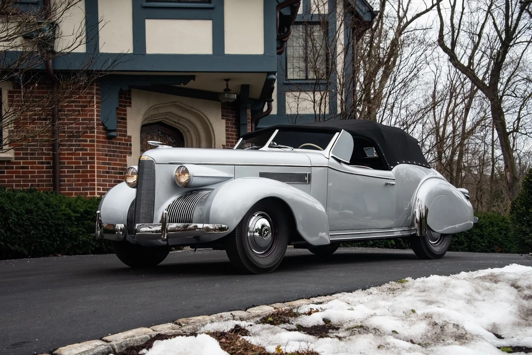 1939 LaSalle Series 50 - Image 14 of 31