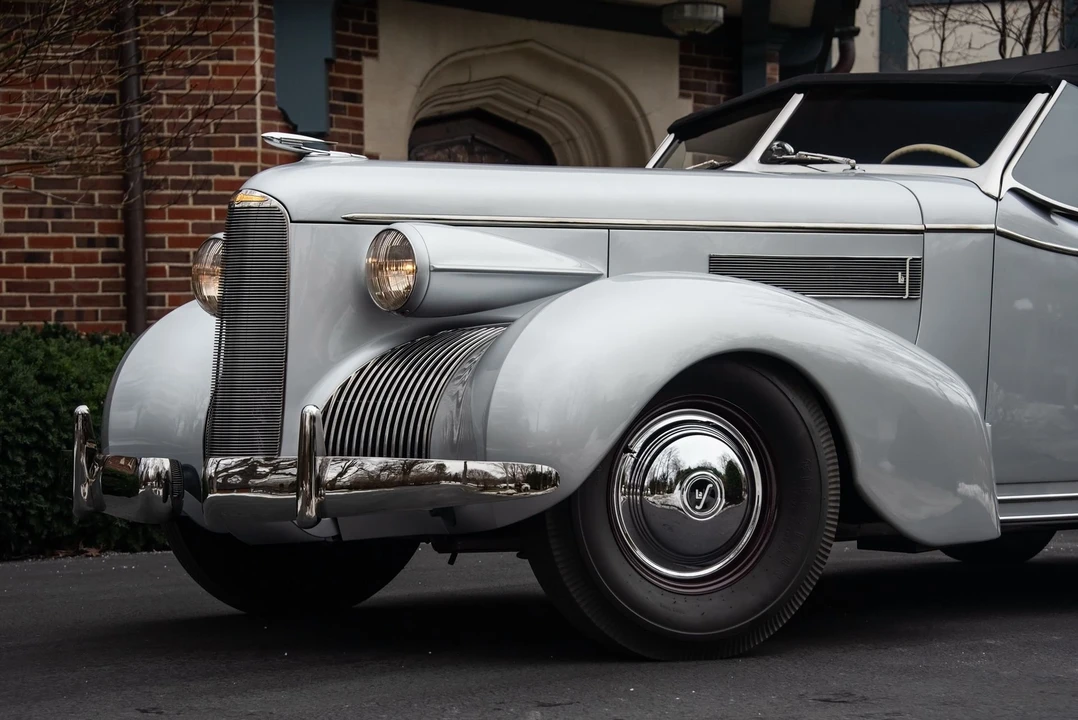 1939 LaSalle Series 50 - Image 23 of 31