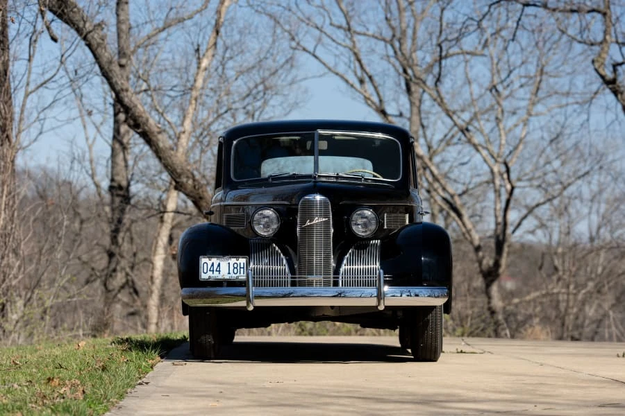 1939 LaSalle Series 50 - Image 4 of 31