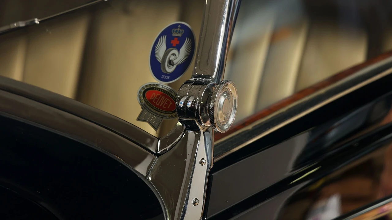 1939 Lagonda - Image 18 of 31