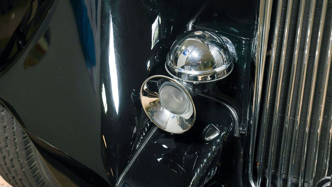 1939 Lagonda - Image 11 of 31