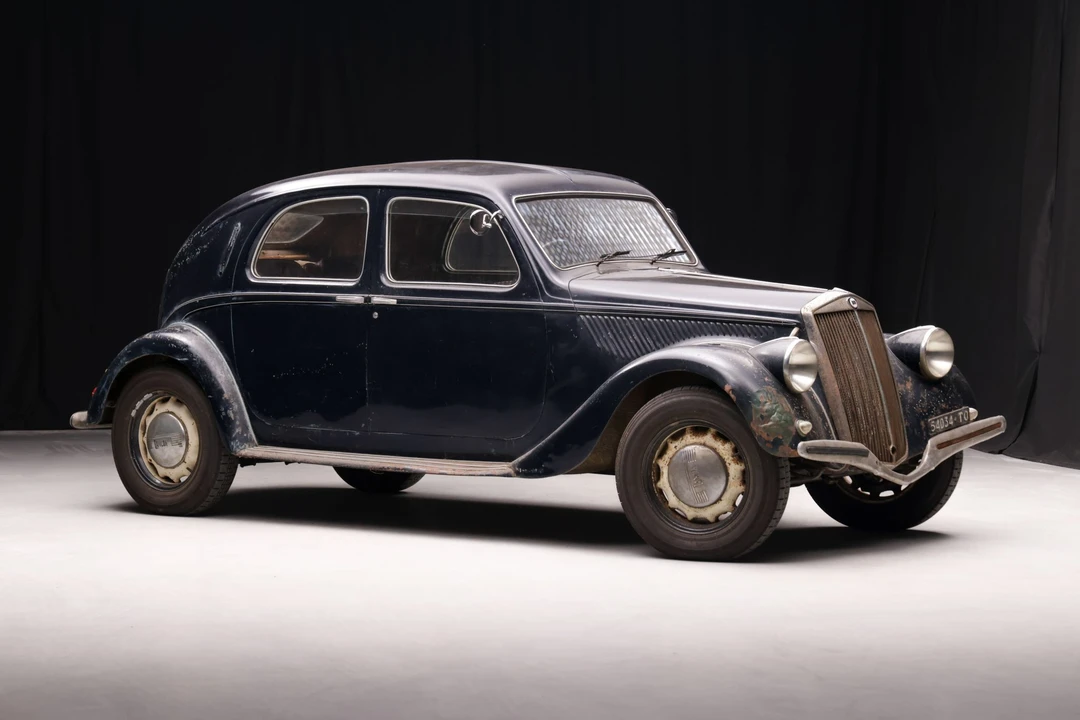 1939 Lancia - Image 11 of 31