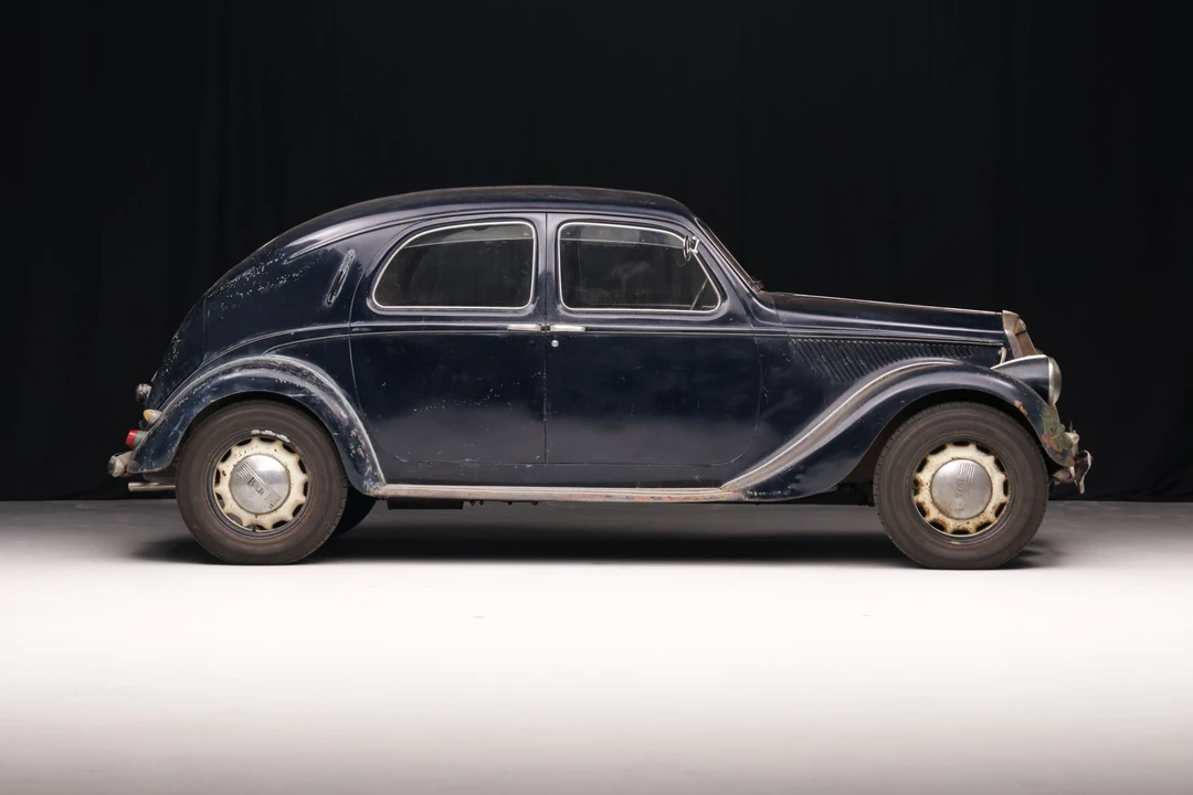 1939 Lancia - Image 10 of 31