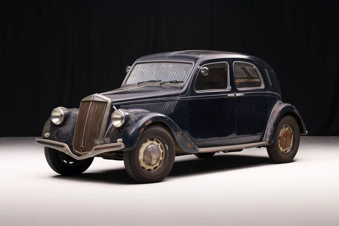 1939 Lancia - Image 2 of 31