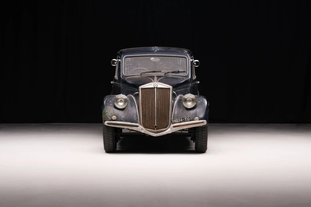 1939 Lancia - Image 13 of 31