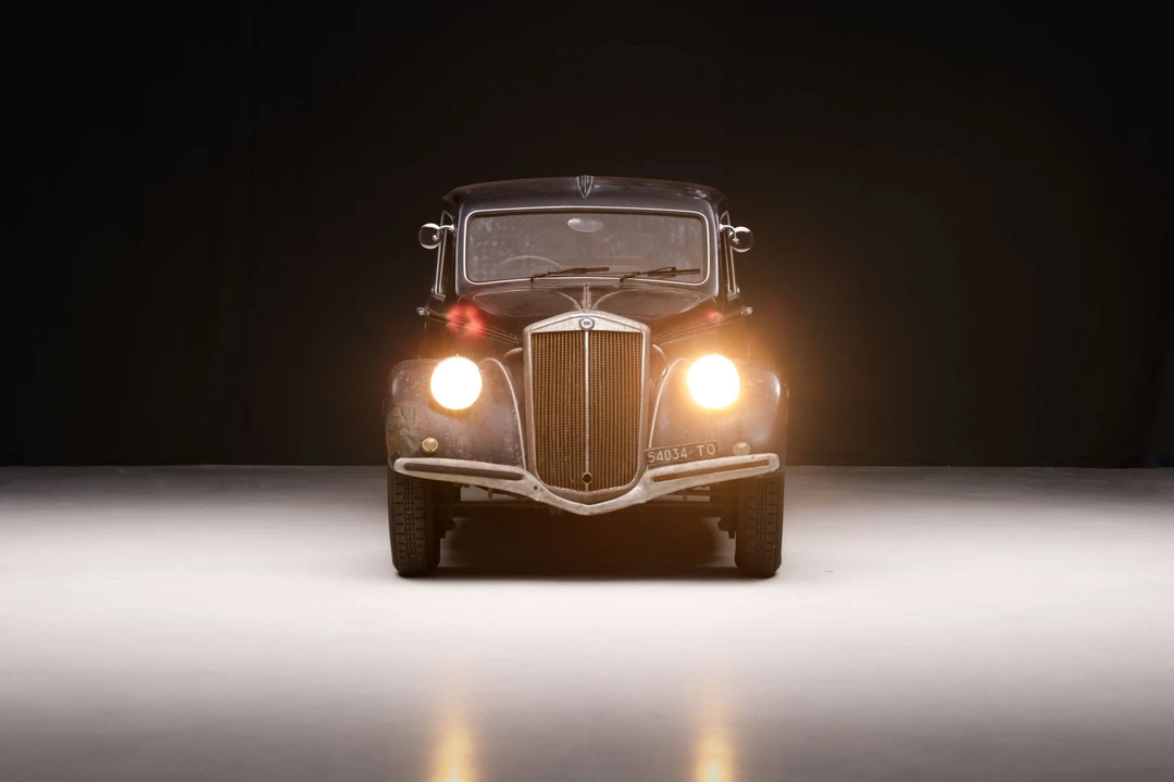 1939 Lancia - Image 15 of 31