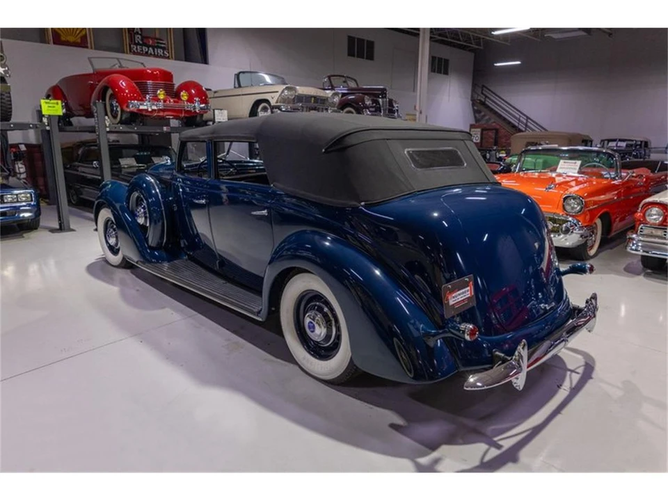 1939 Lincoln Zephyr - Image 18 of 31
