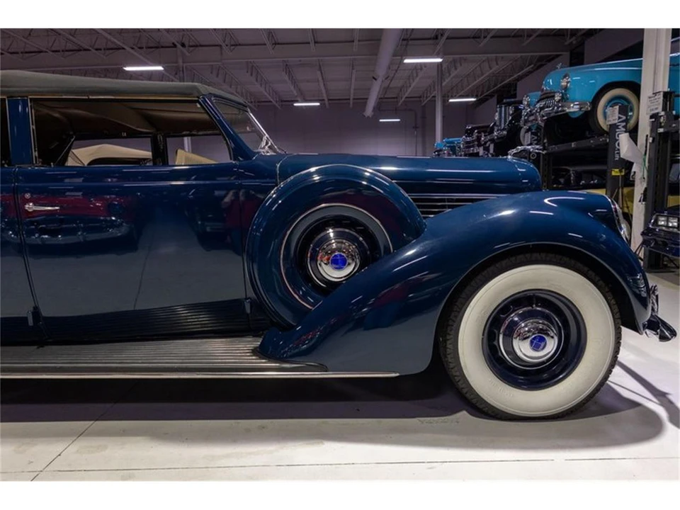 1939 Lincoln Zephyr - Image 26 of 31
