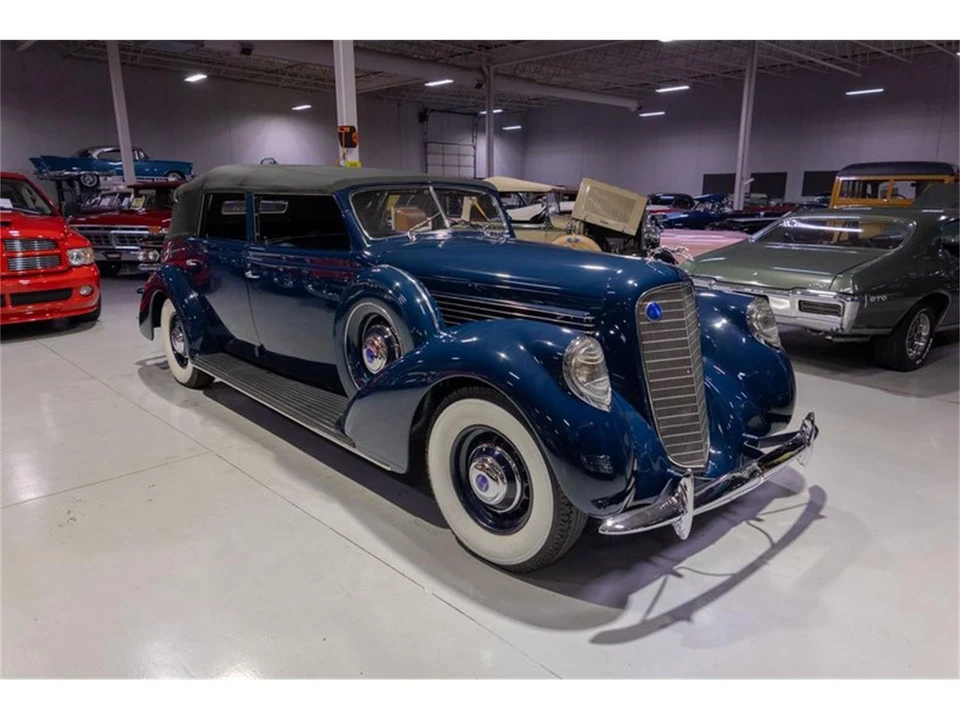 1939 Lincoln Zephyr - Image 14 of 31