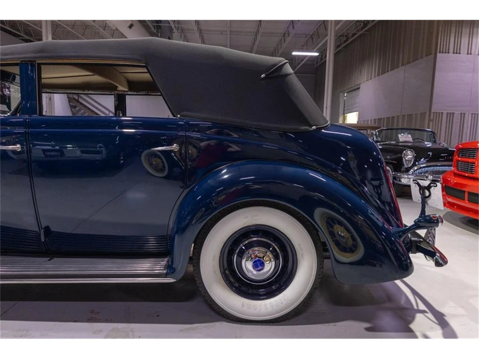 1939 Lincoln Zephyr - Image 22 of 31